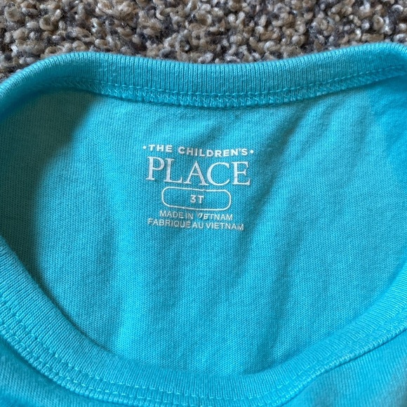 Family Vacay Shirt - Picture 3 of 4